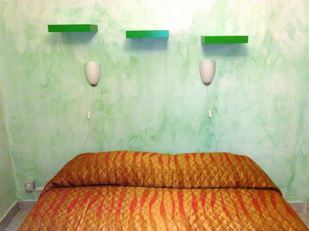 Gigi Holiday Rooms روما المظهر الخارجي الصورة
