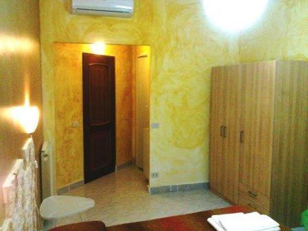 Gigi Holiday Rooms روما المظهر الخارجي الصورة